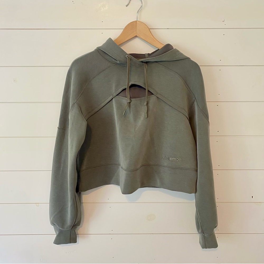 Lululemon crop hoodie